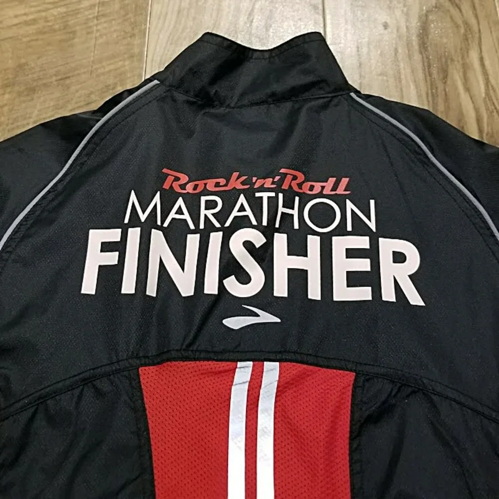 Brooks Running Jacket New Orleans Rock N Roll Marathon Finisher 2016 Unisex Sz S